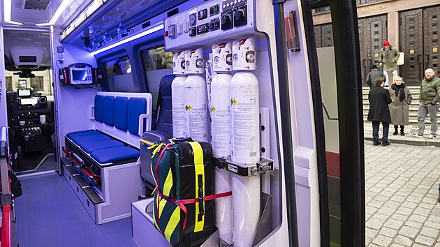 Nov� evakua�n� vozidlo pra�sk� z�chranky. (22. ledna 2026)