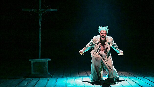 Gener�lka inscenace B�dn�ci. Petr Gazd�k jako Jean Valjean (20. ledna 2026)