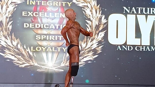 Ladislav Nykl je prvn�m �esk�m hendikepovan�m sportovcem, kter� vyhr�l legend�rn� kulturistickou sout� Mr. Olympia.