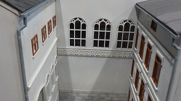 Detail modelu franti�kol�ze�sk� synagogy.