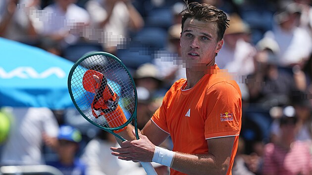 Jakub Men��k slav� v�hru ve druh�m kole Australian Open.