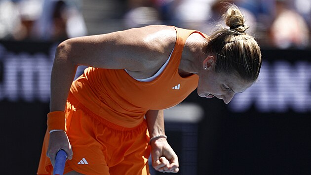 Karolina Pl�kov� se raduje v prvn�m kole Australian Open.