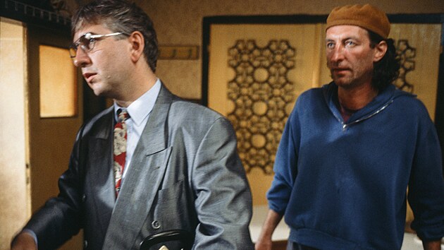 Miroslav Donutil a Bolek Pol�vka ve filmu D�dictv� V�ry Chytilov�