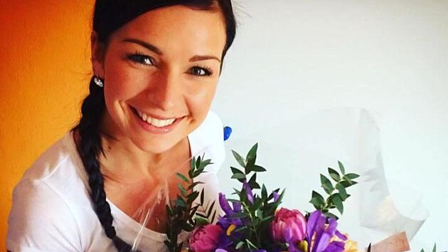 B�ra Tlu�ho�ov� na archivn� fotografii