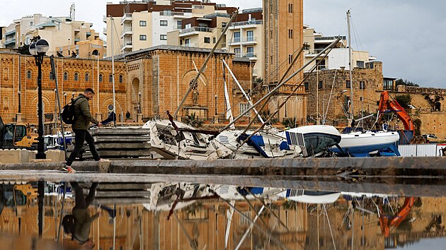 Bou�e Harry zp�sobila zna�n� z�plavy a �kody v cel�m St�edomo��. Fotografie zachycuje den pot� na Malt�. (21. ledna 2026)