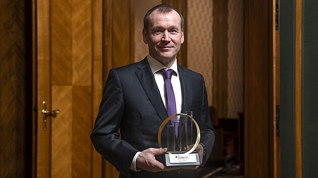 EY Podnikatelem roku 2025 pro Prahu se stal Du�an �enkypl ze spole�nosti Pale Fire Capital (26. ledna 2025)