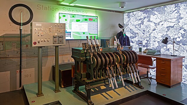 Z nat��en� 155. d�lu magaz�nu POZOR VLAK, v�stava v NTM �Co stvo�ilo �eleznici,...