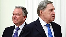 Zmocn�nec prezidenta USA Steve Witkoff a poradce Kremlu Jurij U�akov v Kremlu...