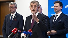Volební sn�m hnutí ANO, Andrej Babi� po boku Karla Havlí�ka, Roberta Králí�ka a...