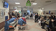 Na ji�ní Morav� do�lo od páte�ního rána kv�li ledovce ke stovkám pád�m, zran�ní...