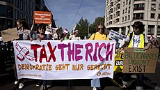 Protest v Pa�í�i za férové zdan�ní bohatých (28. zá�í 2025)
