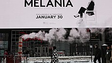 Billboardy v USA k premié�e filmu Melania. (leden 2026)