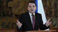 Ministr zahrani�í na tiskové konferenci promluvil o své komunikaci s...