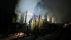 Ruský dronový útok zasáhl osobní vlak v ukrajinské Charkovské oblasti a zabil...