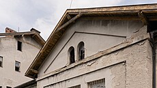 Chátrající budova vlakového nádra�í v Krásn� nad Be�vou p�edstavuje poslední...