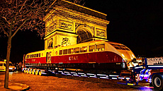 P�eprava motorového vozu Bugatti na výstavu Retromobile 2026