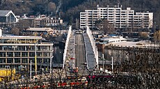 Zát�ová zkou�ka Dvoreckého mostu p�es Vltavu, Lihovar-Dvorce (21. ledna 2026)