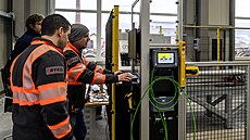 Opravna �elezni�ních nákladních voz� Ryko otev�ela novou výrobní halu na výrobu...