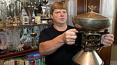 Ve v�ku 68 let v pátek zem�el vzp�ra� Ota Zaremba, olympijský vít�z z Moskvy...