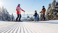 50 km sjezdovek na 1 skipas v areálech východních Krkono�