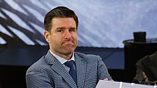 Generální mana�er Chris Drury se zamý�lí, koho bude draftovat do Rangers.