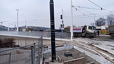 P�íprava na zat�ovací zkou�ky Dvoreckého mostu