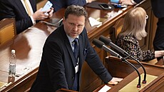 Mimo�ádná sch�ze Poslanecké sn�movny. Na snímku Radek Vondrá�ek (ANO). (29....