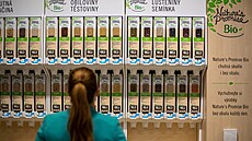 Obchodní �et�zec Albert spustil ve své pobo�ce na Chodov� prodej bezobalových...