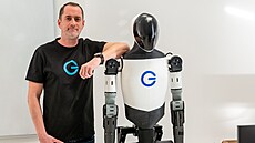 Zlínská firma Business Logic vyvíjí humanoidního robota, který by m�l pracovat...