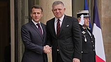 Francouzský prezident Emmanuel Macron se v Pa�í�i se�el se slovenským premiérem...