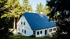 Chalupa byla dlouho neobývaná a díky tomu si zachovala v�t�inu p�vodních prvk�.