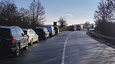 Na silnici I/35 sm�rem na Koclí�ov se �idi� osobního auta �eln� st�etl s...