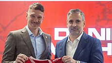 Sportovní �editel Ji�í Bílek a Daniel Tamchyna (CEO Kaprain Chemicals) na...