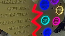 Ob�í 3D socha ve tvaru srdce vznikala �áste�n� v Pardubicích. (26. ledna 2026)