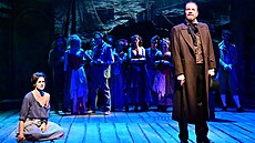 Generálka inscenace Bídníci. Ivana Va�ková jako Fantine a Petr Gazdík jako Jean...