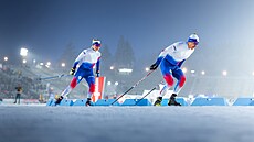 Ond�ej Moravec s Evou Puskar�íkovou v nových kombinézách pro nadcházející...