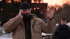 Snímek z prvního dílu �tvrté �ady seriálu Odznak Vyso�ina. Jeho název je Pod...