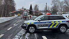 U nehody mezi Sokolovem a Bou�ím zasahoval záchraná�ský vrtulník. Ten do Plzn�...