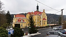 Základní �kola v Kyselce na Karlovarsku.