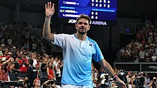 Stan Wawrinka se lou�í po svém posledním zápase na Australian Open.
