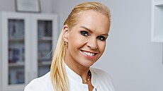 MUDr. Dita Pichlerová, Ph.D. je vedoucí léka�ka Centra lé�by obezity na Interní...