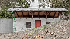 Objekt p�vodn� slou�il jako kurník.