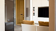 Architektka vsadila na vyvá�ený otev�ený prosto, kterým lze voln� procházet.