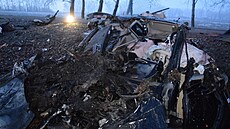 Podle informací policie jednat�icetiletá �idi�ka osobního vozidla Mercedes-Benz...