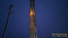 Policisté a hasi�i na Rokycansku zachra�ovali mladíka, který cht�l sko�it z 90...