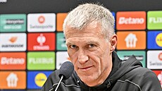 Plze�ský trenér Martin Hyský na tiskové konferenci p�ed zápasem s Portem.