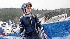 Americká závodnice Mikaela Shiffrinová ve �pindlerov� Mlýn� p�i tréninku p�ed...