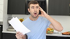 Zákon do jisté míry chrání nájemce jako slab�í stranu.