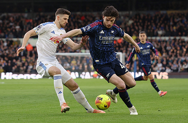 ONLINE: Arsenal vede nad Leedsem, Krejčí chybí v sestavě Wolves. Večer Liverpool