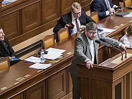 Poslanec Jan Jakob (TOP 09) hovo�í na sch�zi Poslanecké sn�movny, 30. ledna...